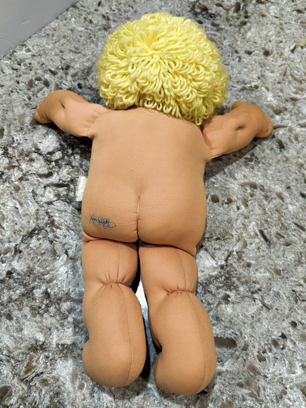 VTG 1985 Cabbage Patch Kid Boy Doll Blonde Loop Hair Blue Eyes One Tooth Dimples - Picture 6 of 10